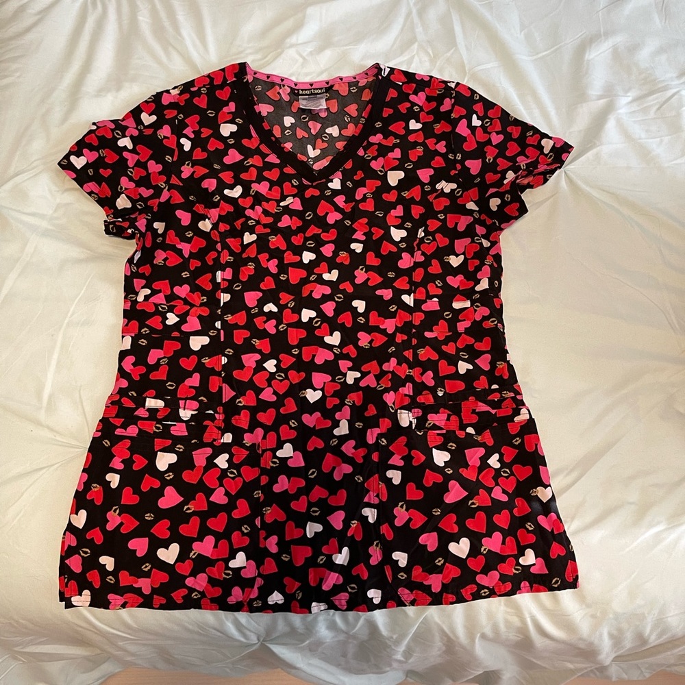 Heart and Soul scrub top-Size small